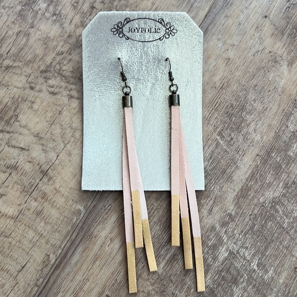 Joyfolie Pedra Earrings in Cream and Gold - Picture 1 of 4